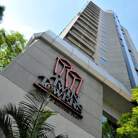 Aparthotel Twin Towers Сан-Бернарду-ду-Кампу Екстер'єр фото